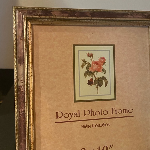 Royal Photo Frame - Picture 2 of 11